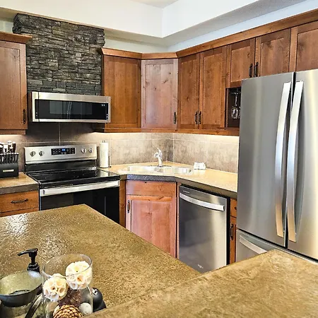 Sable Ridge Condos By Stayin Radium Hot Springs Chambre photo